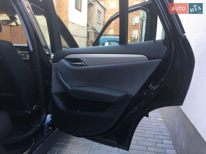 Внедорожник / Кроссовер BMW X1 2012 в Виннице