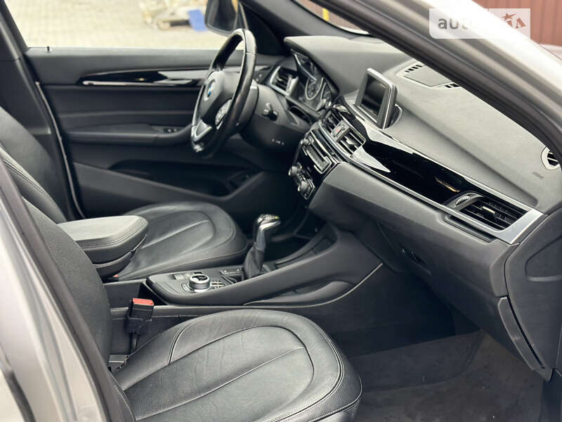 Внедорожник / Кроссовер BMW X1 2016 в Одессе