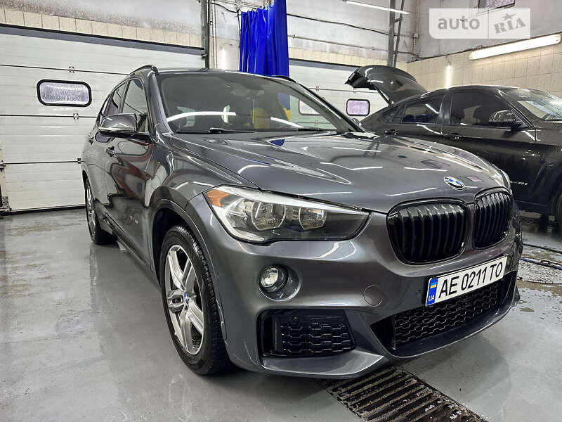 Внедорожник / Кроссовер BMW X1 2015 в Днепре