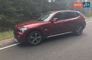 Внедорожник / Кроссовер BMW X1 2009 в Луцке