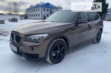 Внедорожник / Кроссовер BMW X1 2012 в Костополе