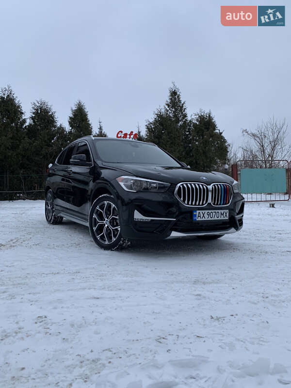 Внедорожник / Кроссовер BMW X1 2019 в Харькове