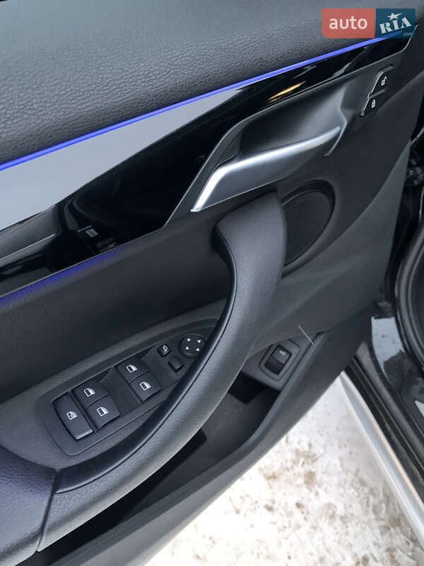 Внедорожник / Кроссовер BMW X1 2019 в Харькове