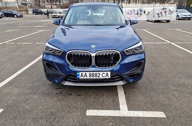 Внедорожник / Кроссовер BMW X1 2022 в Киеве