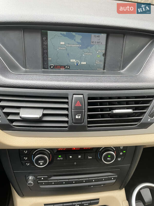 Внедорожник / Кроссовер BMW X1 2010 в Виннице