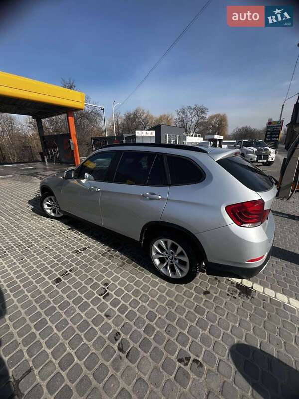 Внедорожник / Кроссовер BMW X1 2013 в Днепре