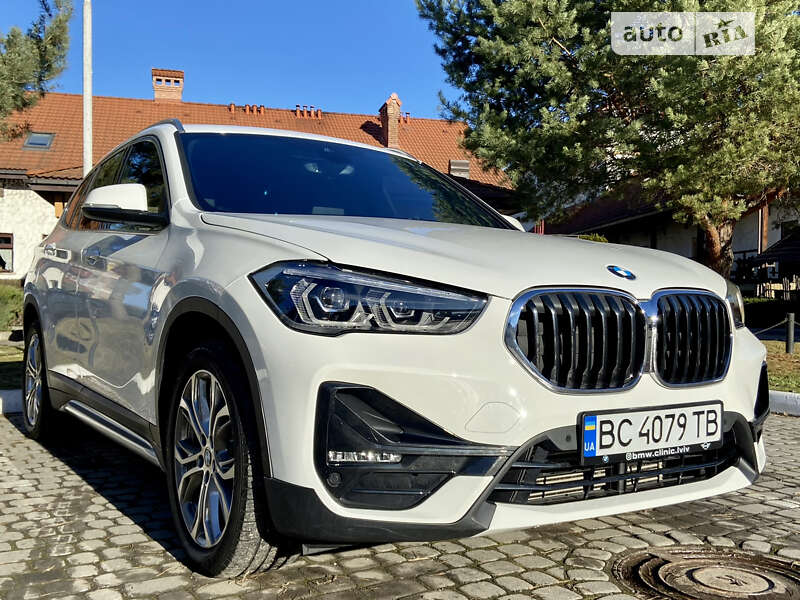 Внедорожник / Кроссовер BMW X1 2019 в Ивано-Франковске