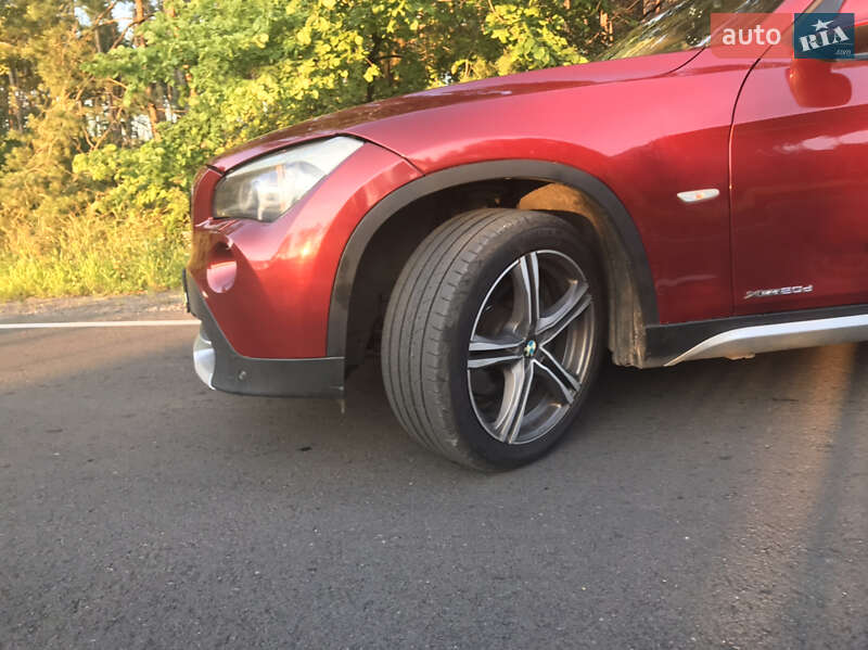 Позашляховик / Кросовер BMW X1 2009 в Луцьку