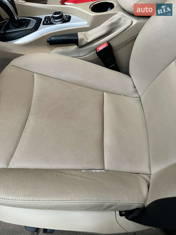 Внедорожник / Кроссовер BMW X1 2015 в Ужгороде