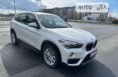 Внедорожник / Кроссовер BMW X1 2015 в Львове