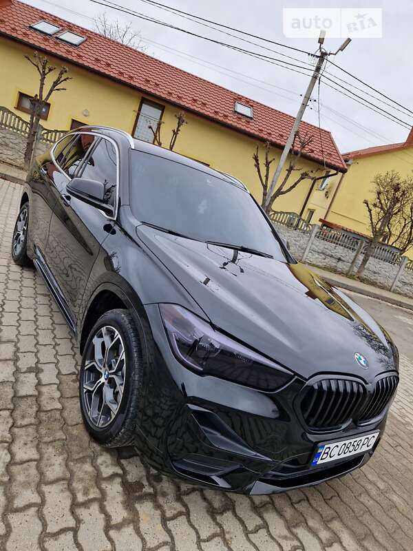 Позашляховик / Кросовер BMW X1 2019 в Городку