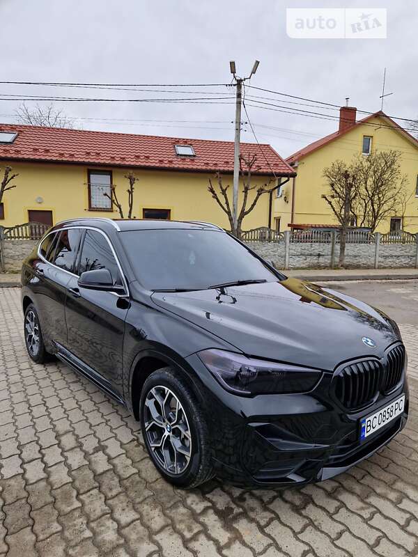 Позашляховик / Кросовер BMW X1 2019 в Городку