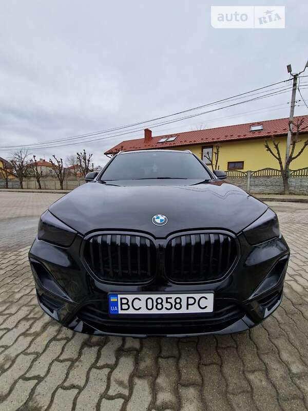 Позашляховик / Кросовер BMW X1 2019 в Городку