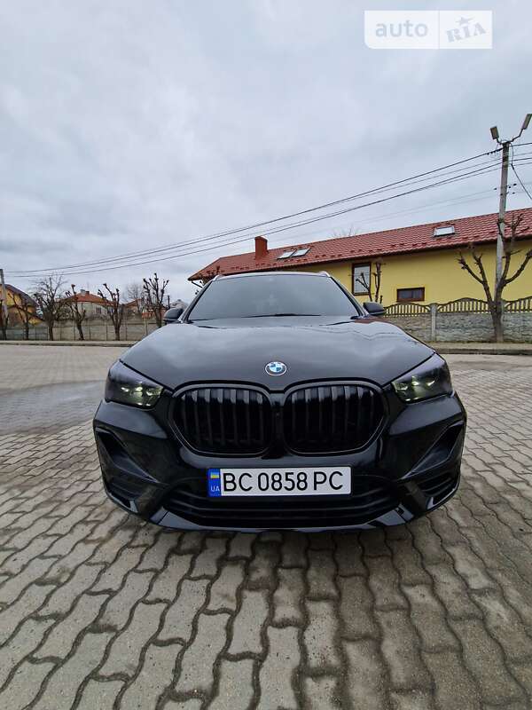 Позашляховик / Кросовер BMW X1 2019 в Городку