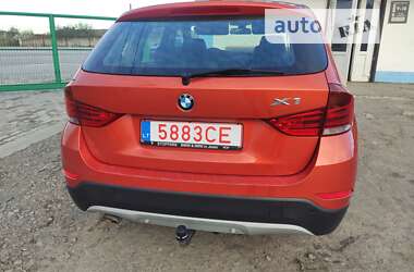 Внедорожник / Кроссовер BMW X1 2014 в Сарнах