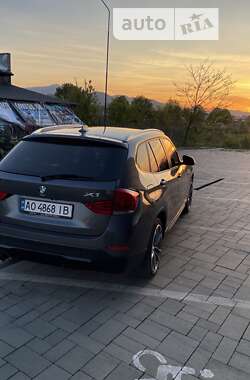 Внедорожник / Кроссовер BMW X1 2013 в Тячеве
