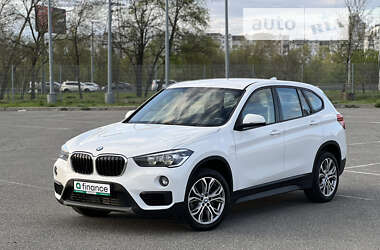 Внедорожник / Кроссовер BMW X1 2019 в Киеве