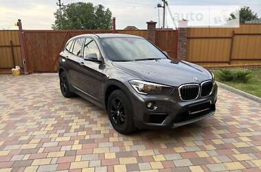 Внедорожник / Кроссовер BMW X1 2016 в Хмельницком