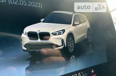 Внедорожник / Кроссовер BMW X1 2023 в Киеве