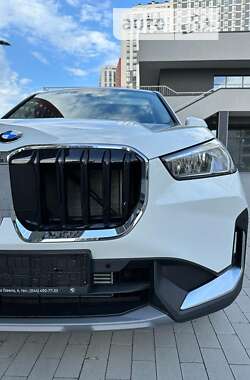 Внедорожник / Кроссовер BMW X1 2023 в Киеве