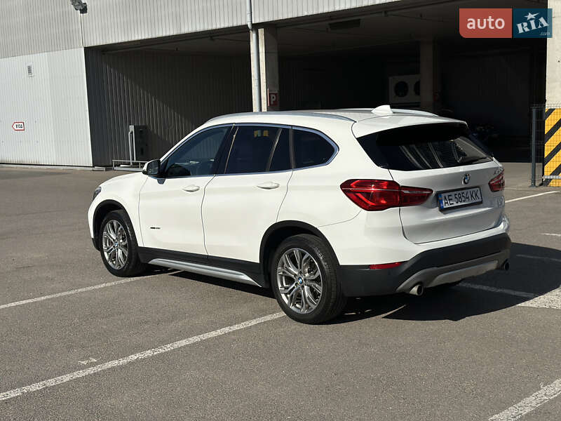 Внедорожник / Кроссовер BMW X1 2016 в Днепре
