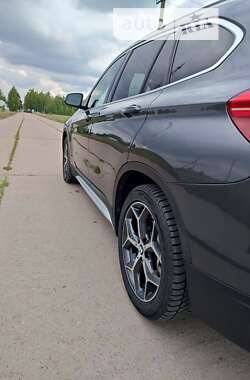 Внедорожник / Кроссовер BMW X1 2015 в Лебедине