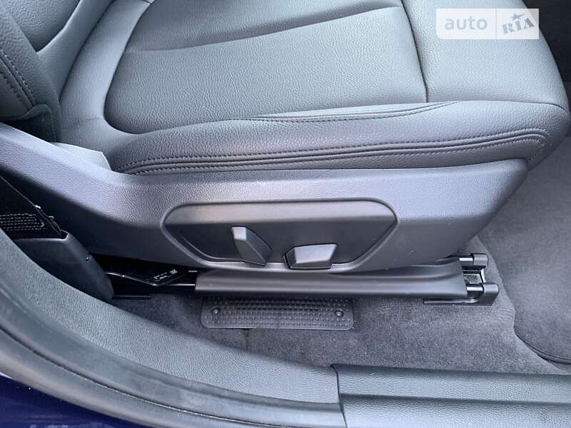 Позашляховик / Кросовер BMW X1 2019 в Києві