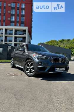 Позашляховик / Кросовер BMW X1 2016 в Києві