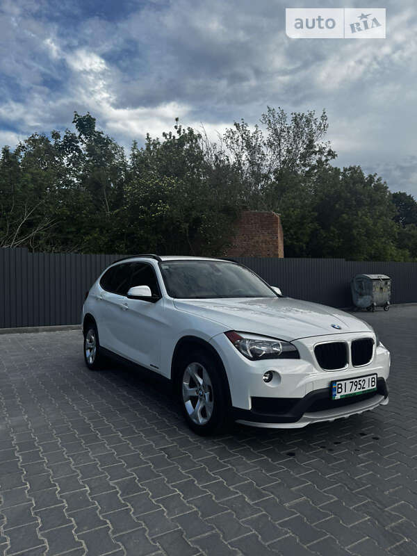 Внедорожник / Кроссовер BMW X1 2014 в Полтаве