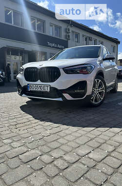 Позашляховик / Кросовер BMW X1 2016 в Тернополі