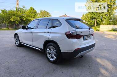 Внедорожник / Кроссовер BMW X1 2010 в Белозерье