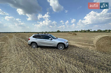 Внедорожник / Кроссовер BMW X1 2013 в 