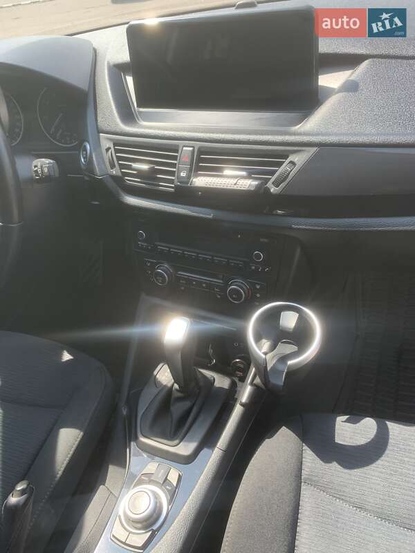 Внедорожник / Кроссовер BMW X1 2011 в Киеве