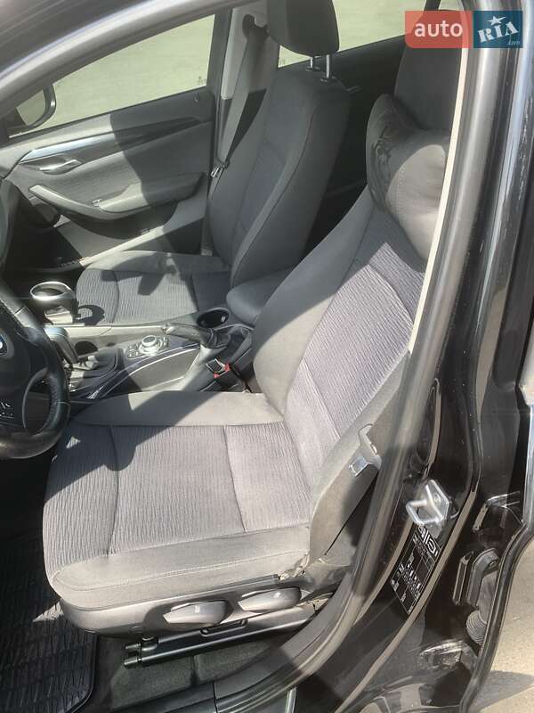 Внедорожник / Кроссовер BMW X1 2011 в Киеве