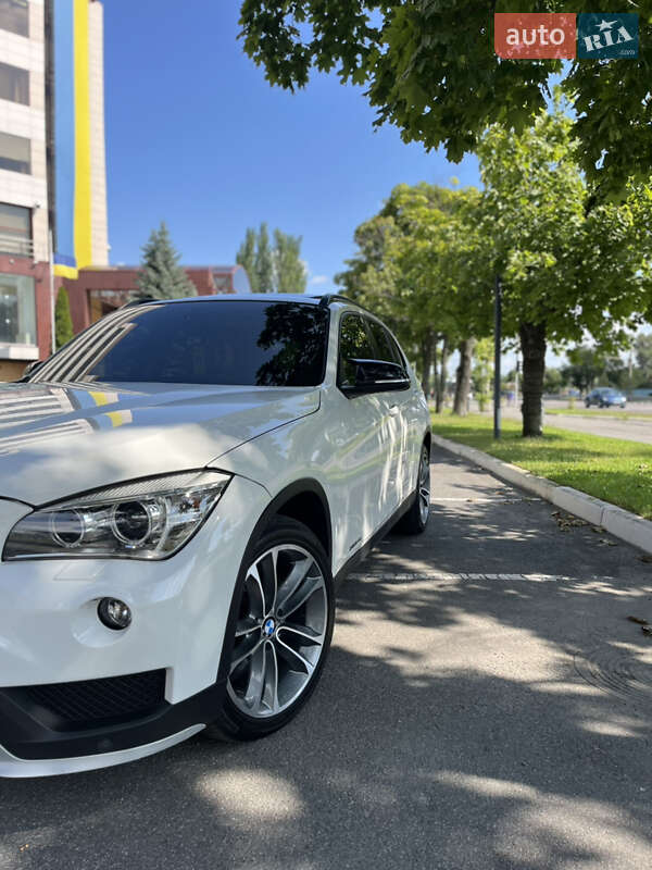 Внедорожник / Кроссовер BMW X1 2013 в Днепре