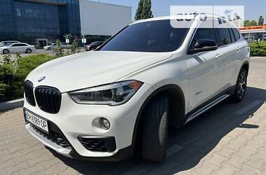 Внедорожник / Кроссовер BMW X1 2017 в Одессе