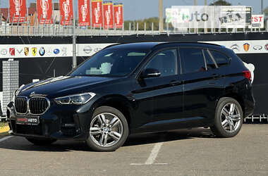 Внедорожник / Кроссовер BMW X1 2020 в Киеве