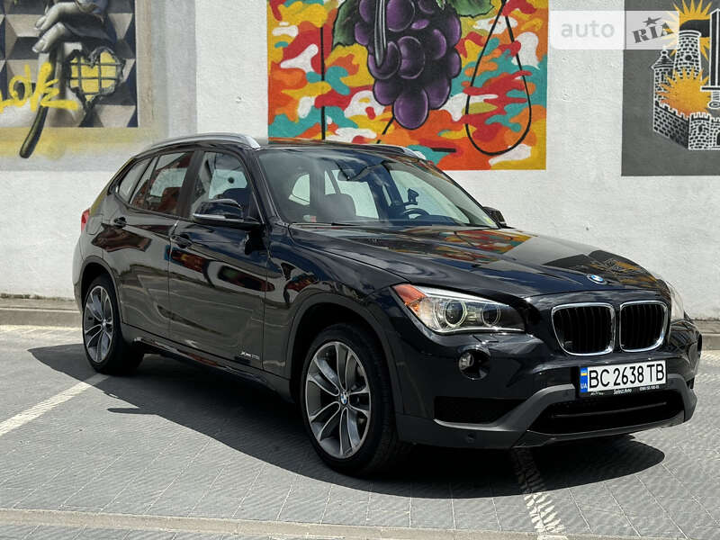 Позашляховик / Кросовер BMW X1 2013 в Львові