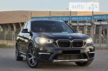 Внедорожник / Кроссовер BMW X1 2016 в Львове