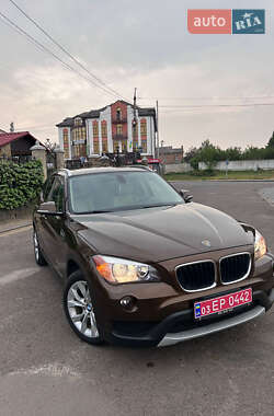 Внедорожник / Кроссовер BMW X1 2013 в Дубно