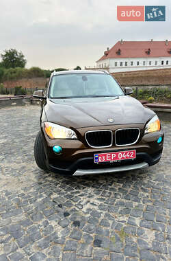 Внедорожник / Кроссовер BMW X1 2013 в Дубно