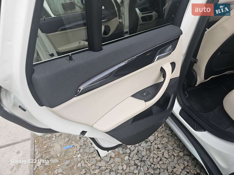 Внедорожник / Кроссовер BMW X1 2020 в Киеве