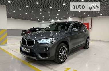 Внедорожник / Кроссовер BMW X1 2016 в Киеве