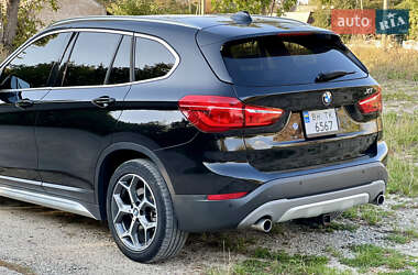 Внедорожник / Кроссовер BMW X1 2017 в Кодыме