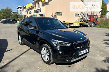 Внедорожник / Кроссовер BMW X1 2017 в Ужгороде