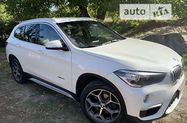 Позашляховик / Кросовер BMW X1 2015 в Києві