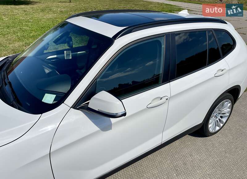 Внедорожник / Кроссовер BMW X1 2014 в Луцке