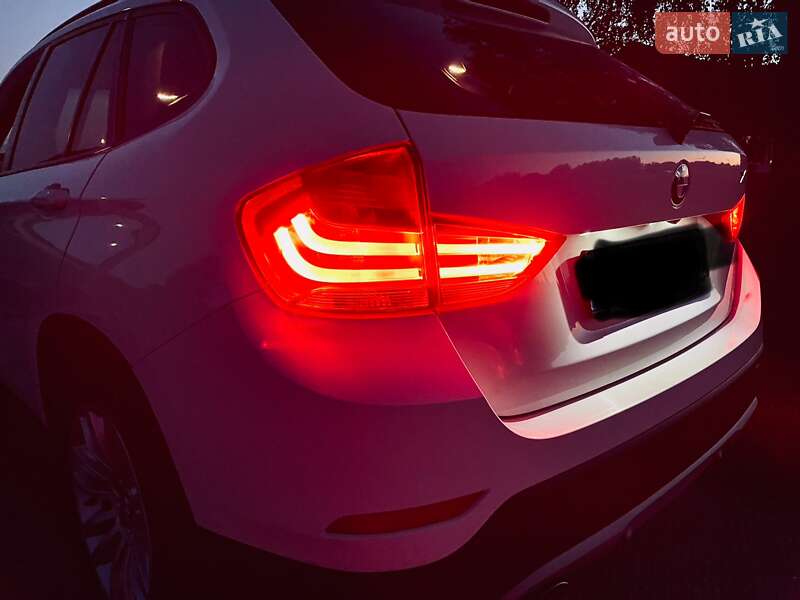 Внедорожник / Кроссовер BMW X1 2014 в Луцке