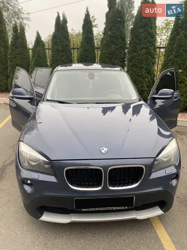 BMW X1 2011