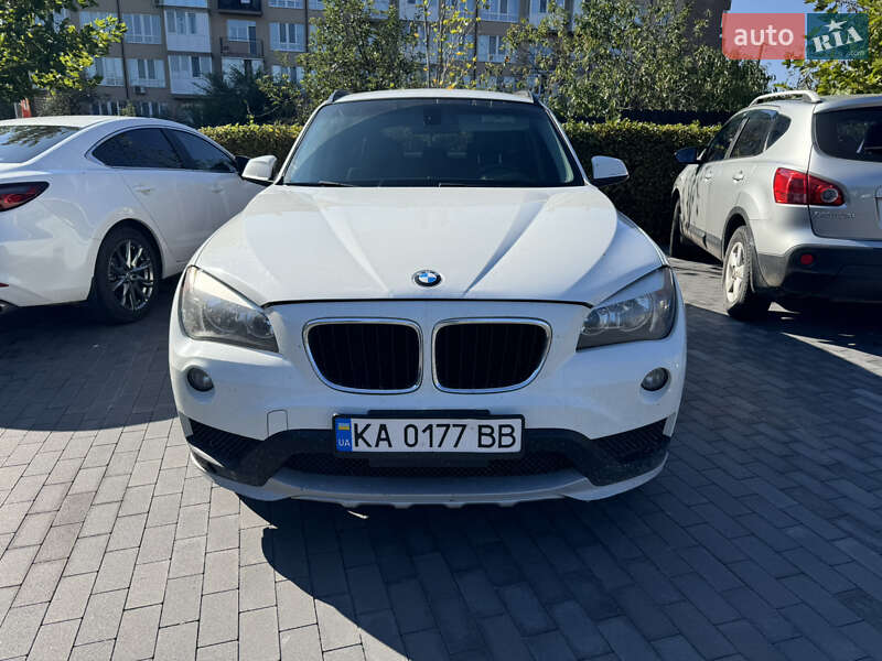 Позашляховик / Кросовер BMW X1 2014 в Києві